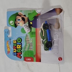 Hot Wheels Nintendo Super Mario Character Car Luigi